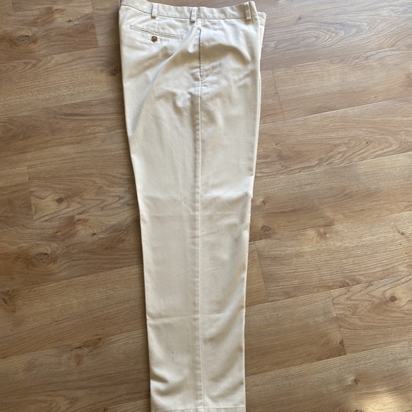 L. L. Bean Classic Fit, 36”x32”, Men’s Cream Colored Pants - Picture 3 of 3